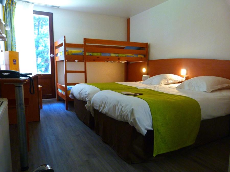 Kyriad Direct Acheres Exterior foto